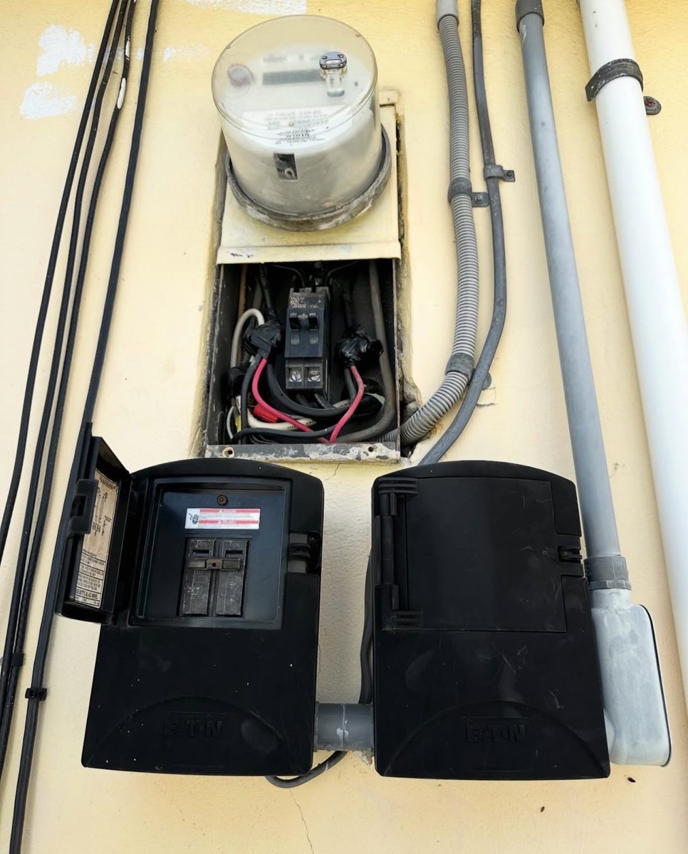 Residential Electrical Panel Service project photo 1